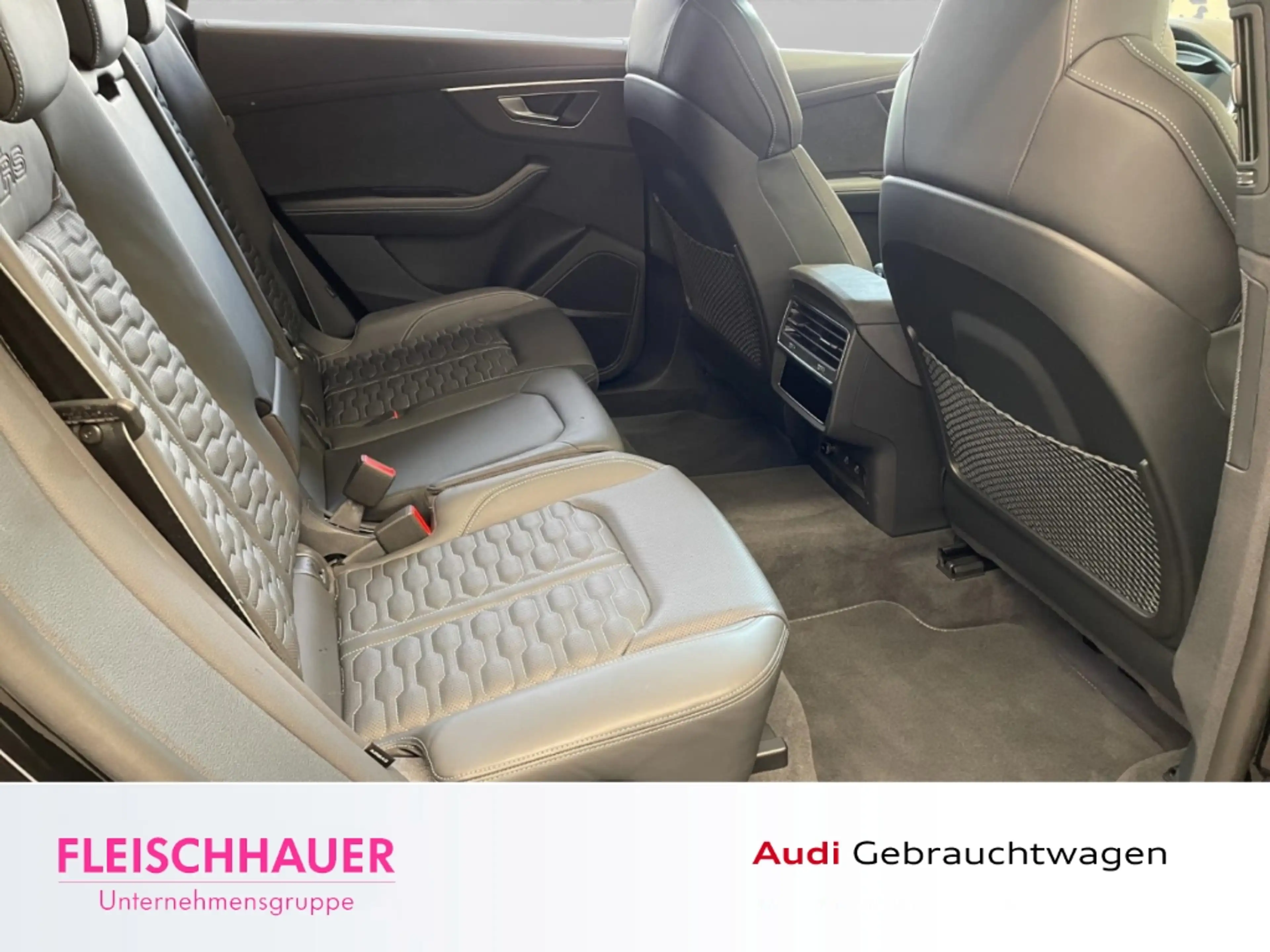 Audi RS Q8 SUV performance tiptronic — photo 9