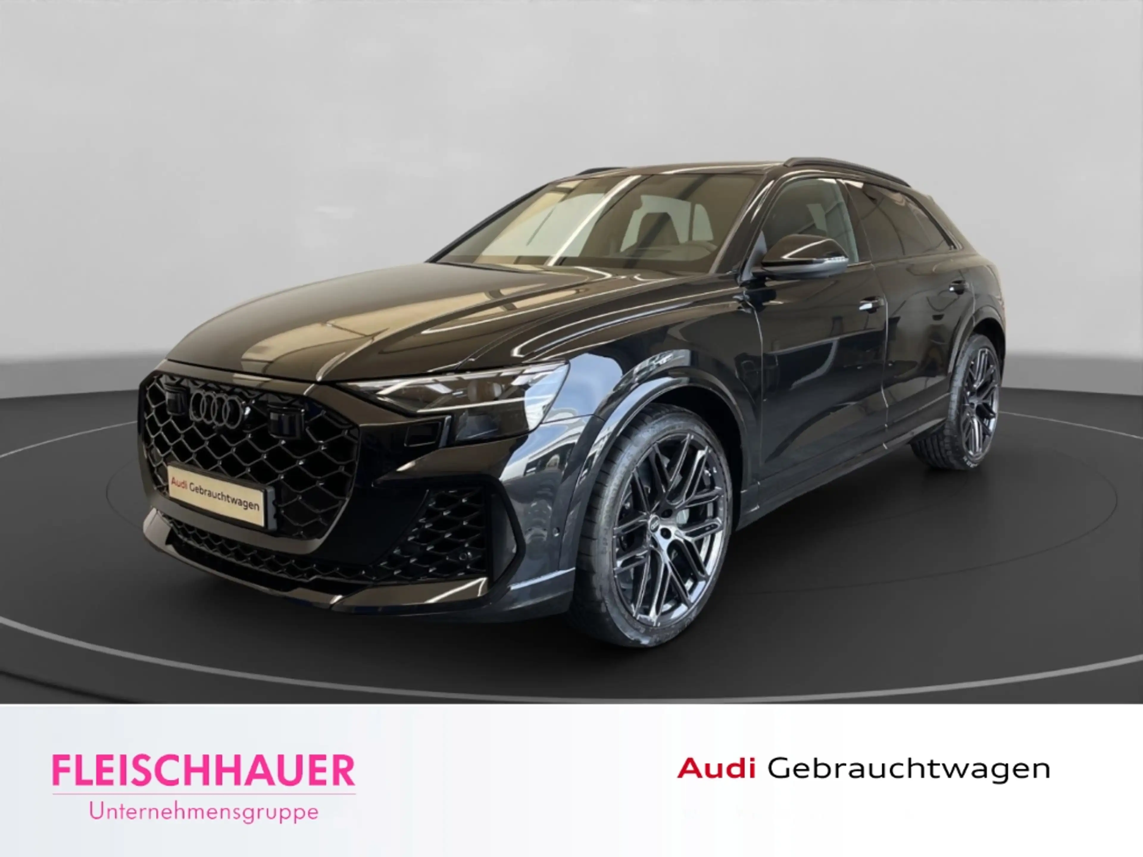 Audi RS Q8 SUV performance tiptronic