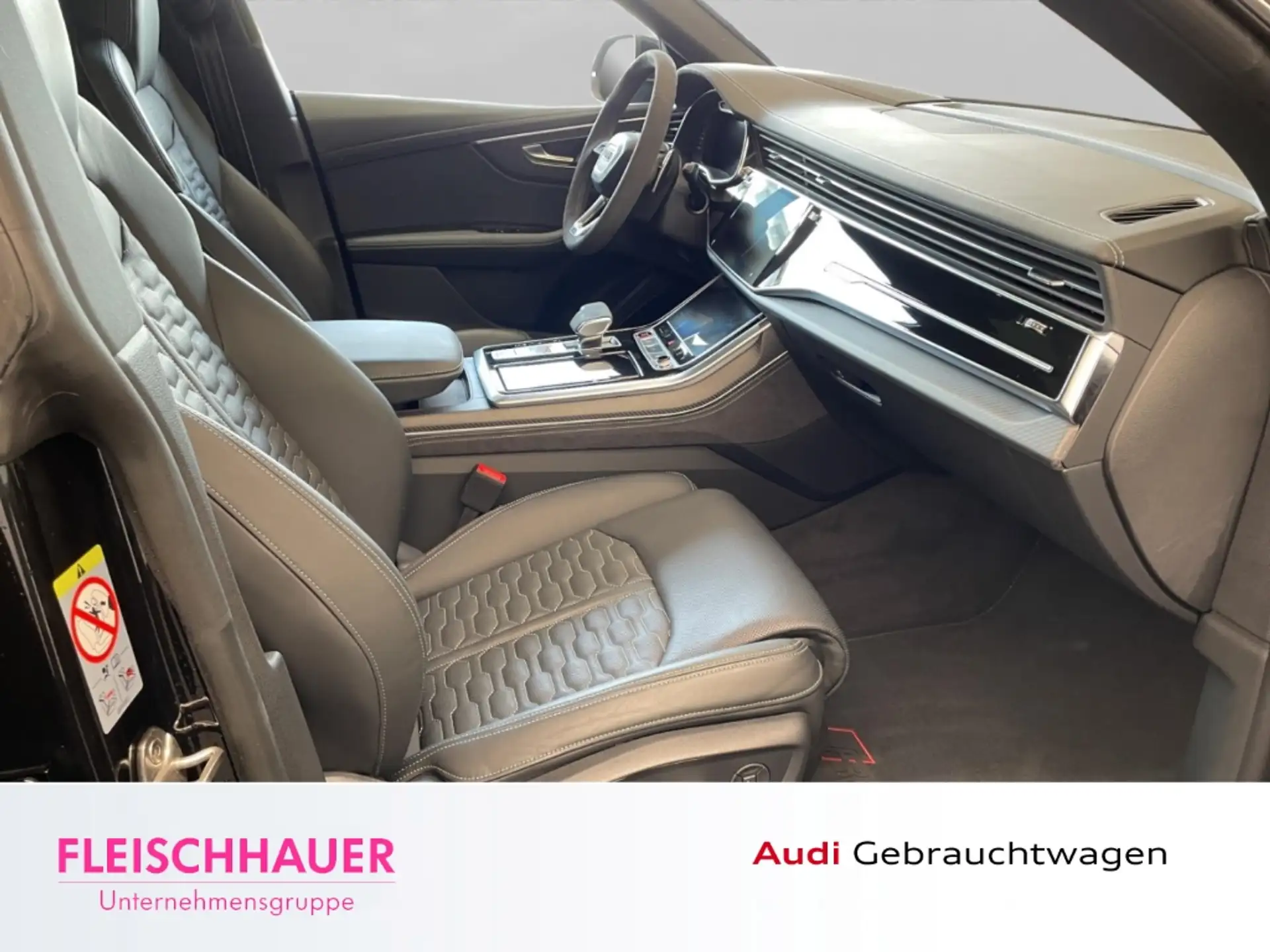Audi RS Q8 4.0 TFSI 2025 검정 사진 8