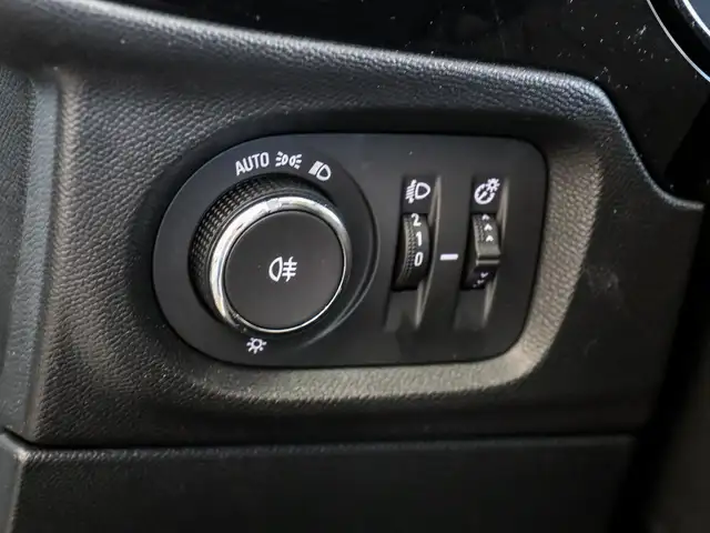 Opel Corsa view 12
