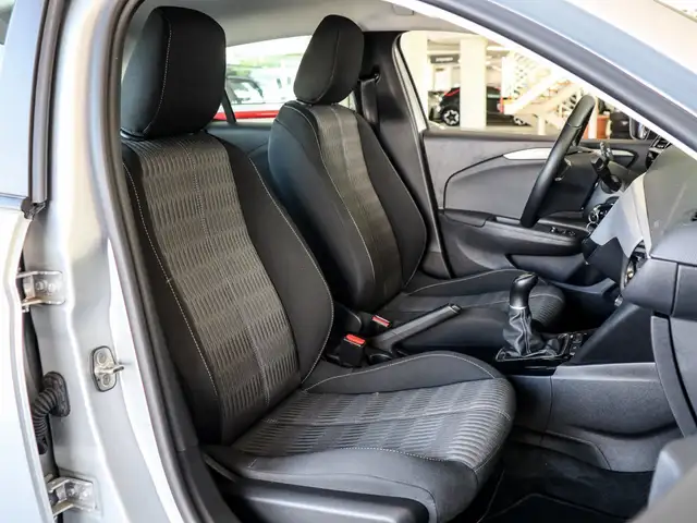 Opel Corsa view 6