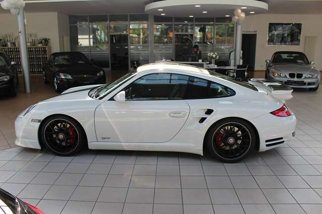 Imagine Porsche 911 Turbo Coupe+9FF+670 PS+VOLL