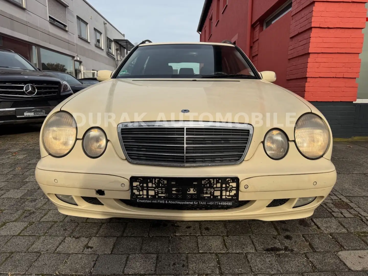Mercedes-Benz E 220 CDI T ELEGANCE/ TAXI/ TAXIMETER/ HU 07/26 Gelb - 1