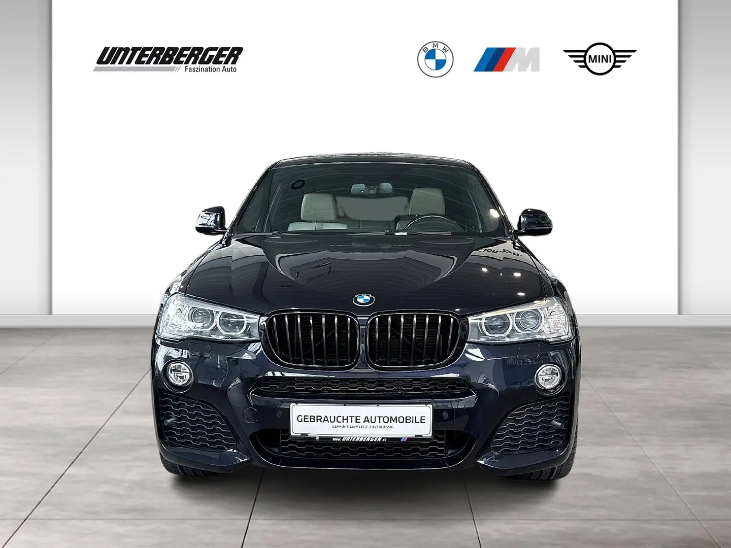 BMW X4 xDrive30d Österreich-Paket Aut. Černá - 2