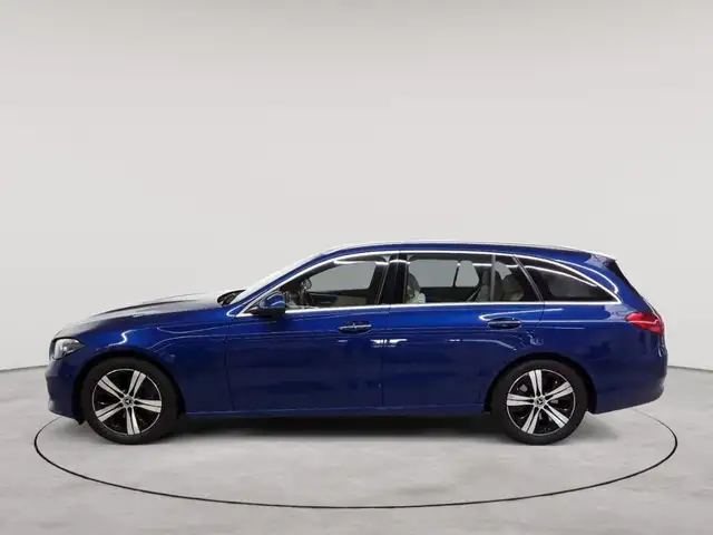 Mercedes-Benz C-Class view 6