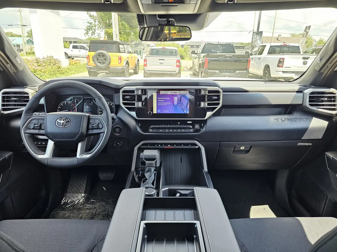 Toyota Tundra photo Toyota Tundra