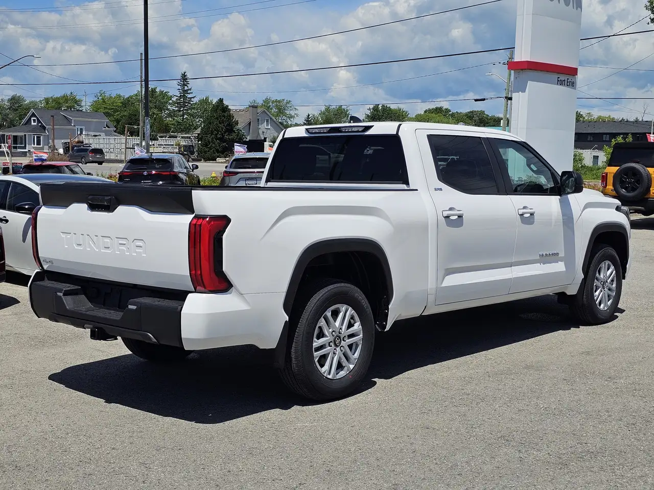 Toyota Tundra photo Toyota Tundra