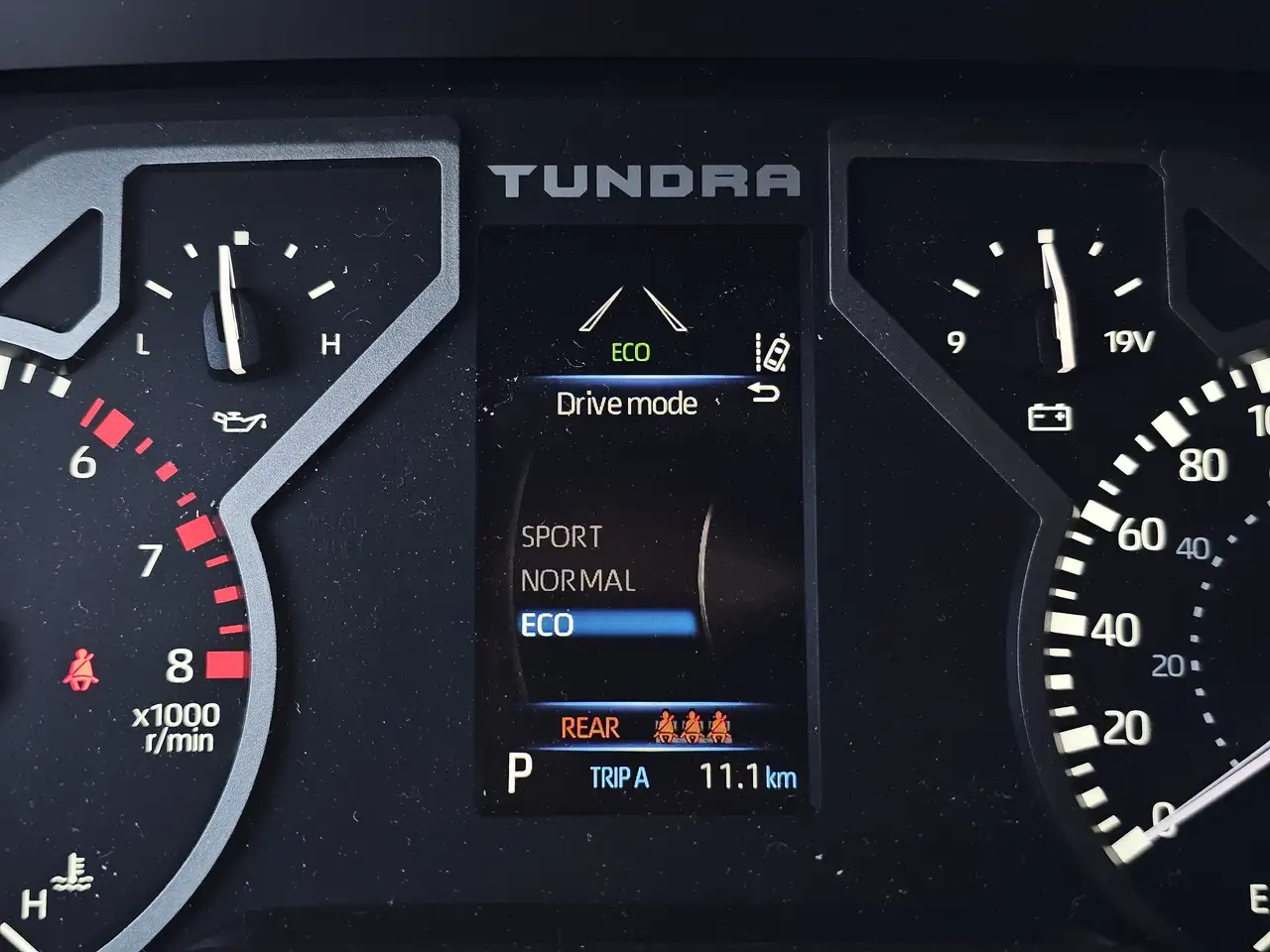 Toyota Tundra photo Toyota Tundra