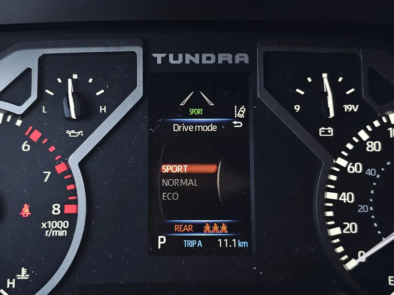 Toyota Tundra photo Toyota Tundra