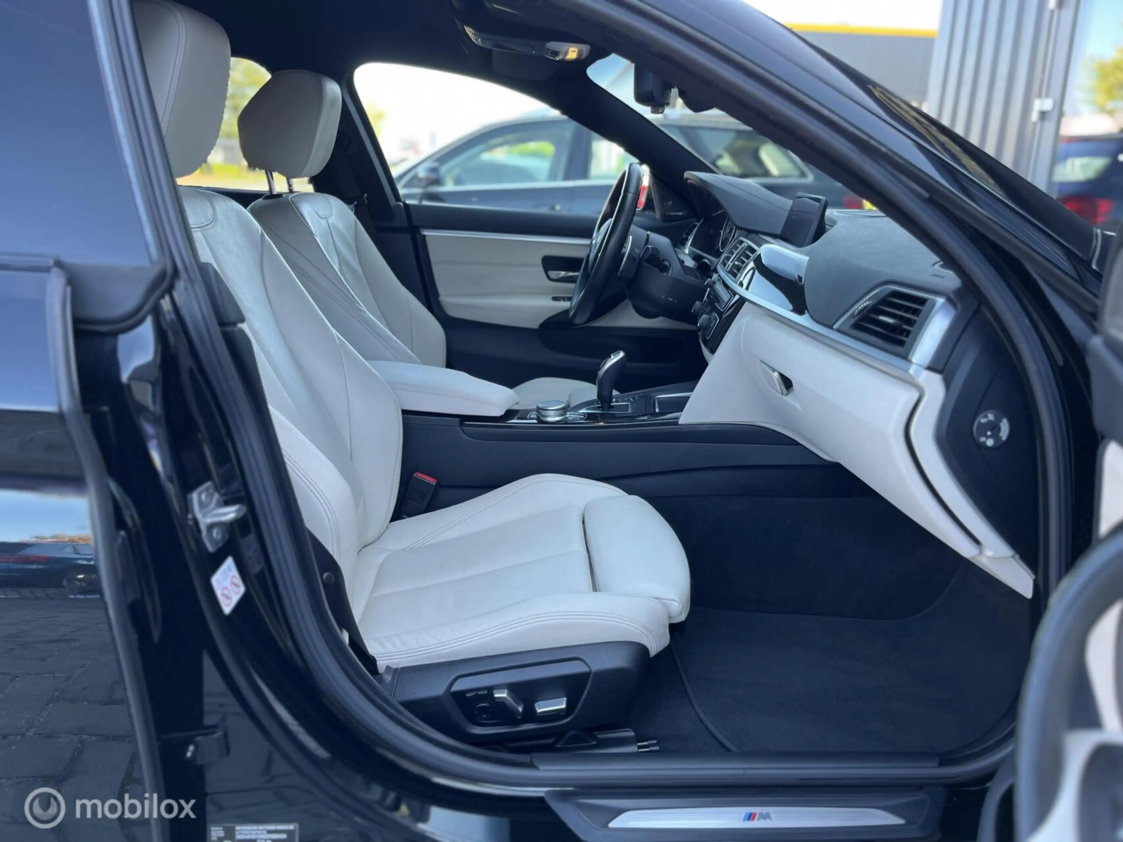 BMW 430 4-serie Coupé 430i xDrive High Executive — photo 8