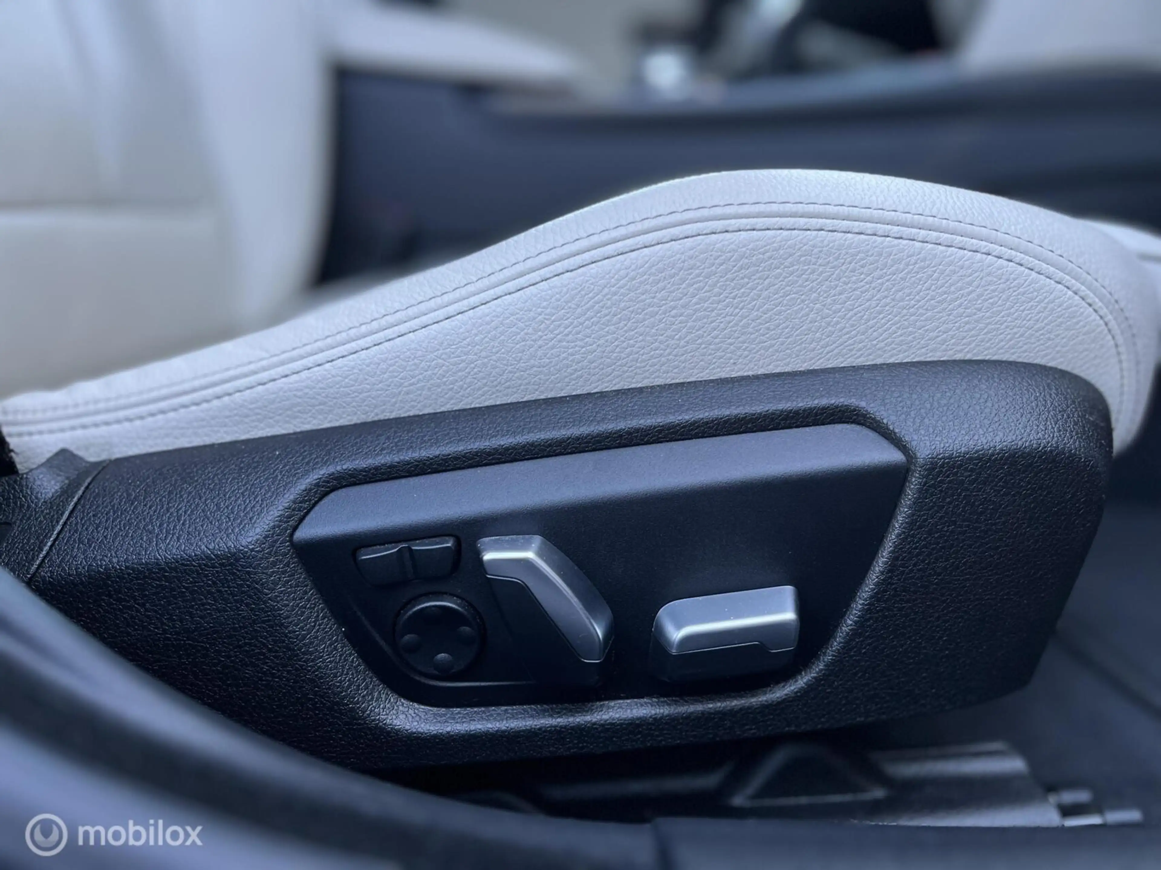 BMW 430 4-serie Coupé 430i xDrive High Executive — photo 9