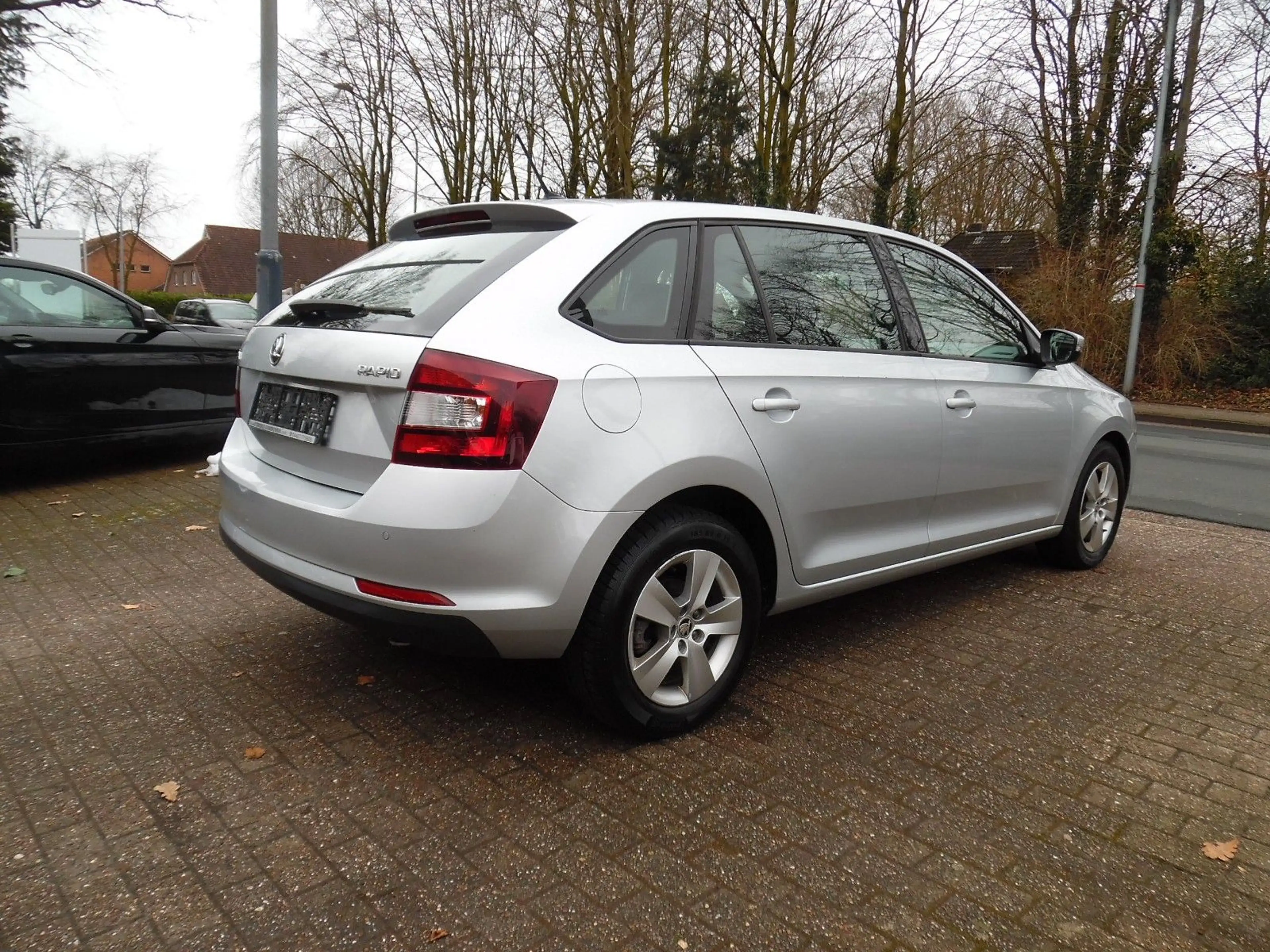 Skoda Rapid/Spaceback Spaceback Ambition*Kima*Tempomat*BT/USB — photo 2
