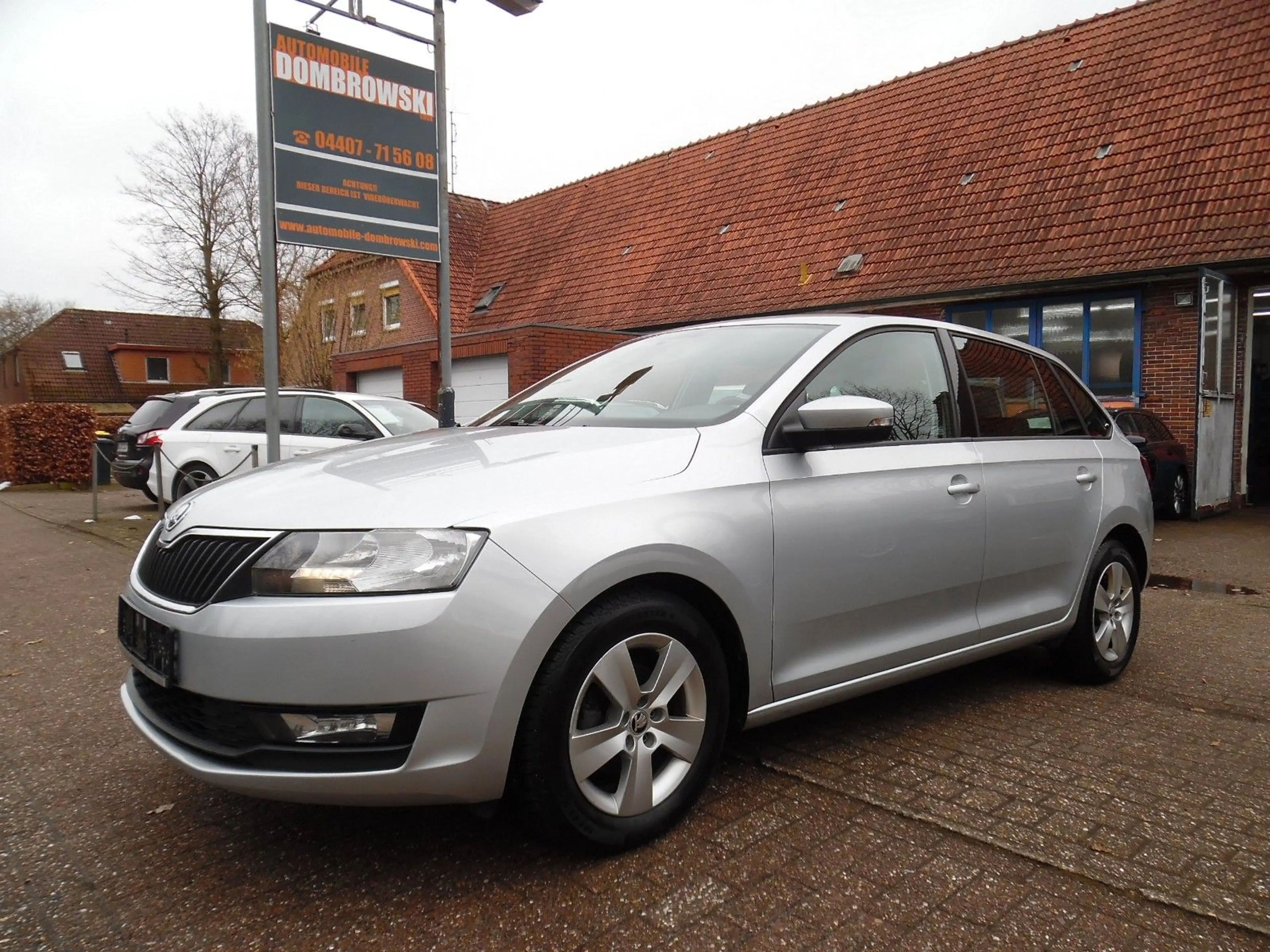 Skoda Rapid/Spaceback Spaceback Ambition*Kima*Tempomat*BT/USB — photo 9
