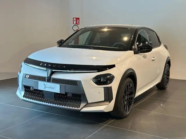 Lancia Ypsilon 1.2 mhev HF Line 110cv e-dct