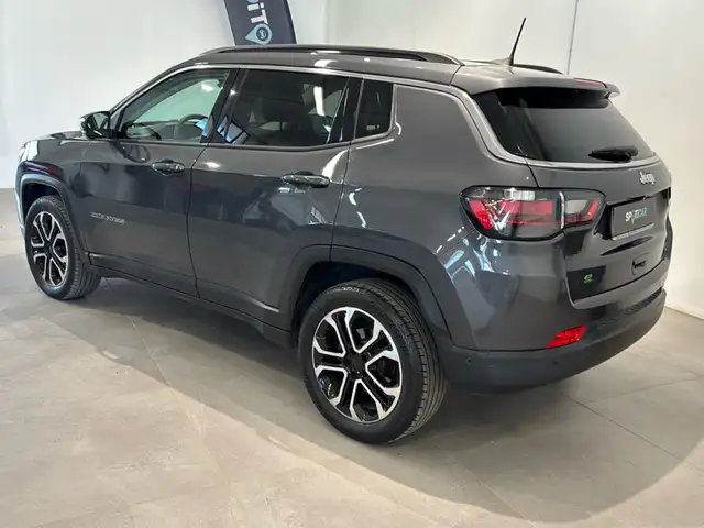 Jeep Compass view 6