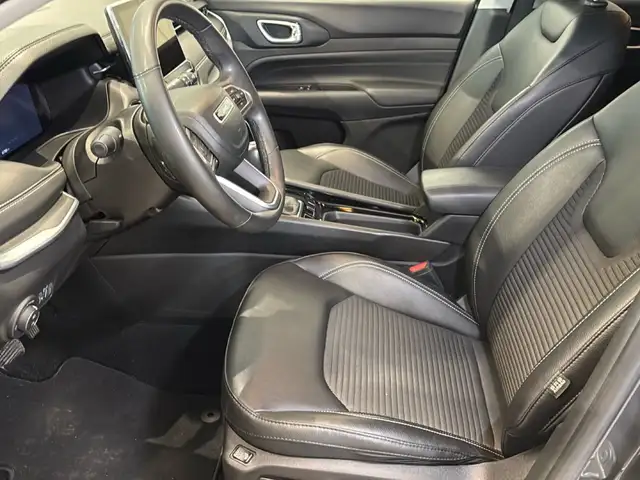 Jeep Compass view 9