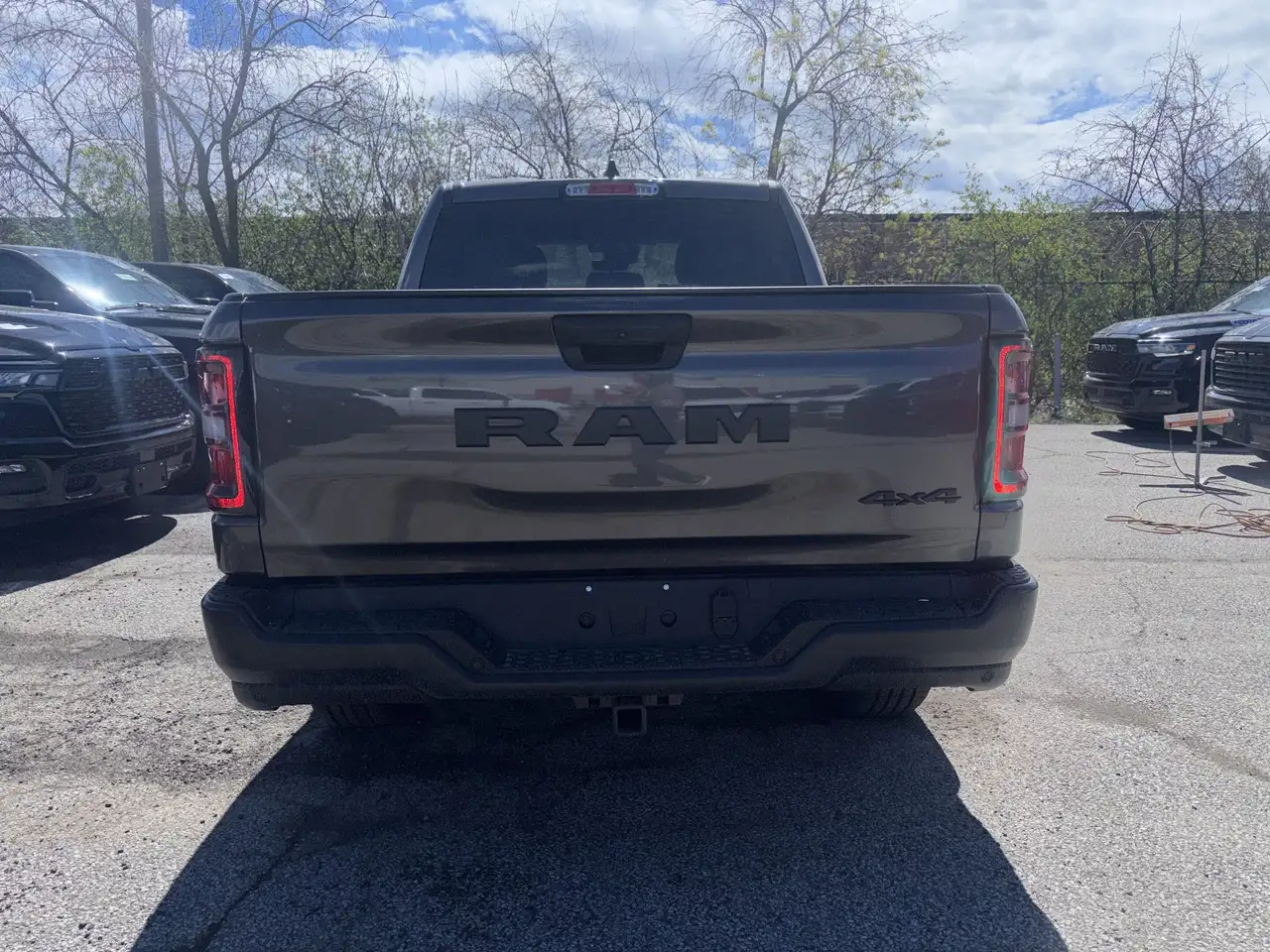 RAM 1500 снимка RAM 1500