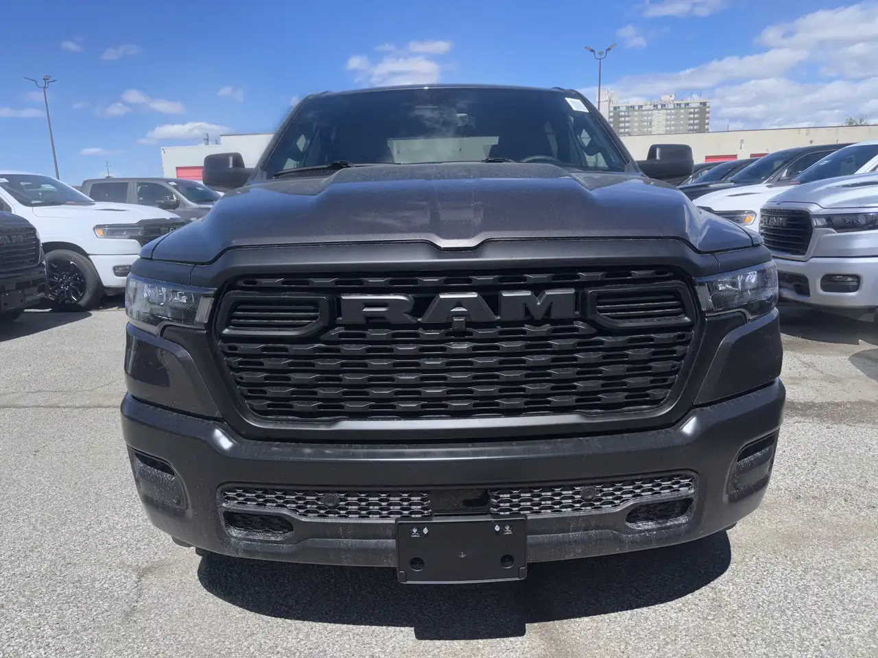 RAM 1500 снимка RAM 1500