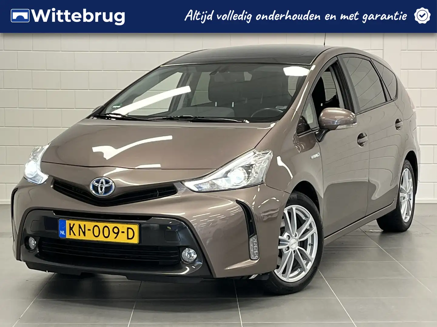 Toyota Prius+ 1.8 Business Plus 7 ZITPLAATSEN | PANORAMADAK | CL Bruin - 1