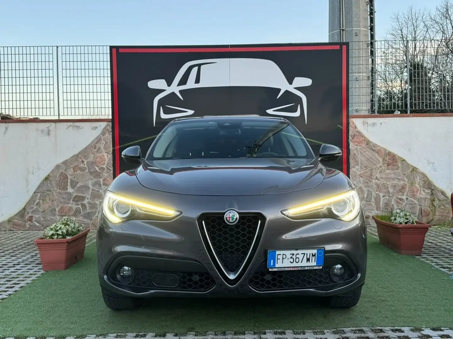 Alfa Romeo Stelvio Stelvio 2.2 t Veloce Q4 210cv auto Grijs - 2