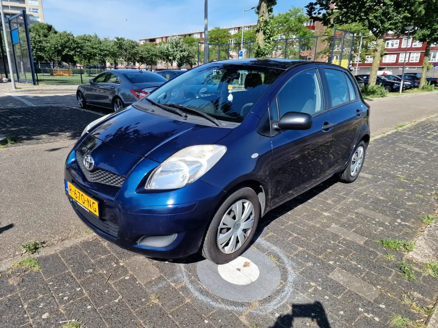 Toyota Yaris 1.0 VVT-i Cool - 2