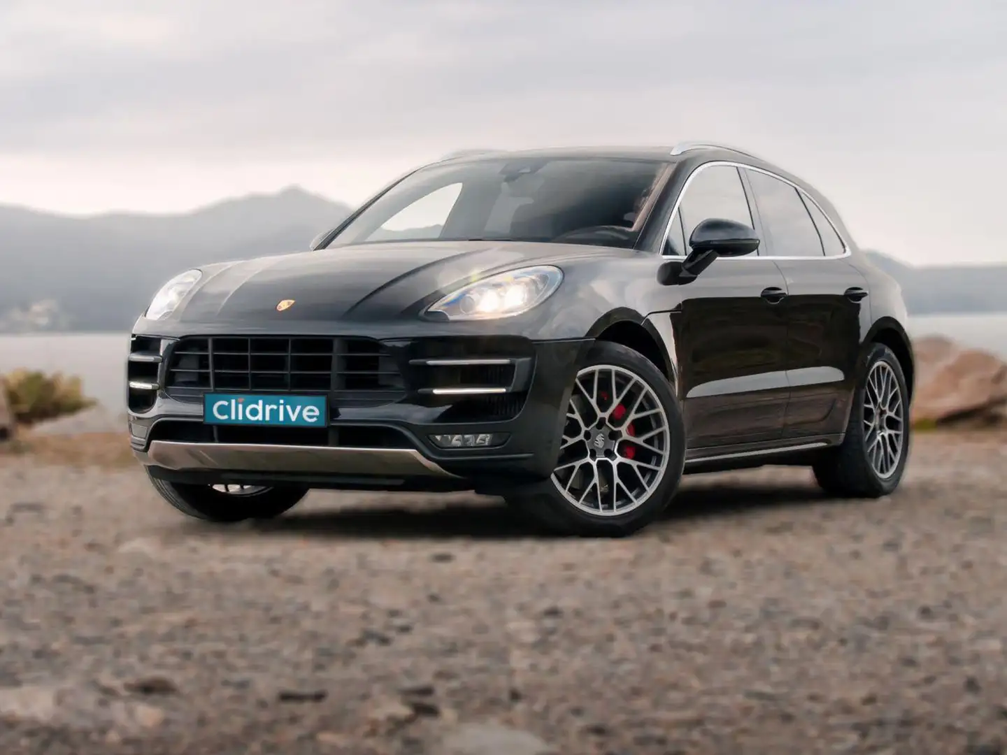 Porsche Macan Turbo Aut. Noir - 2