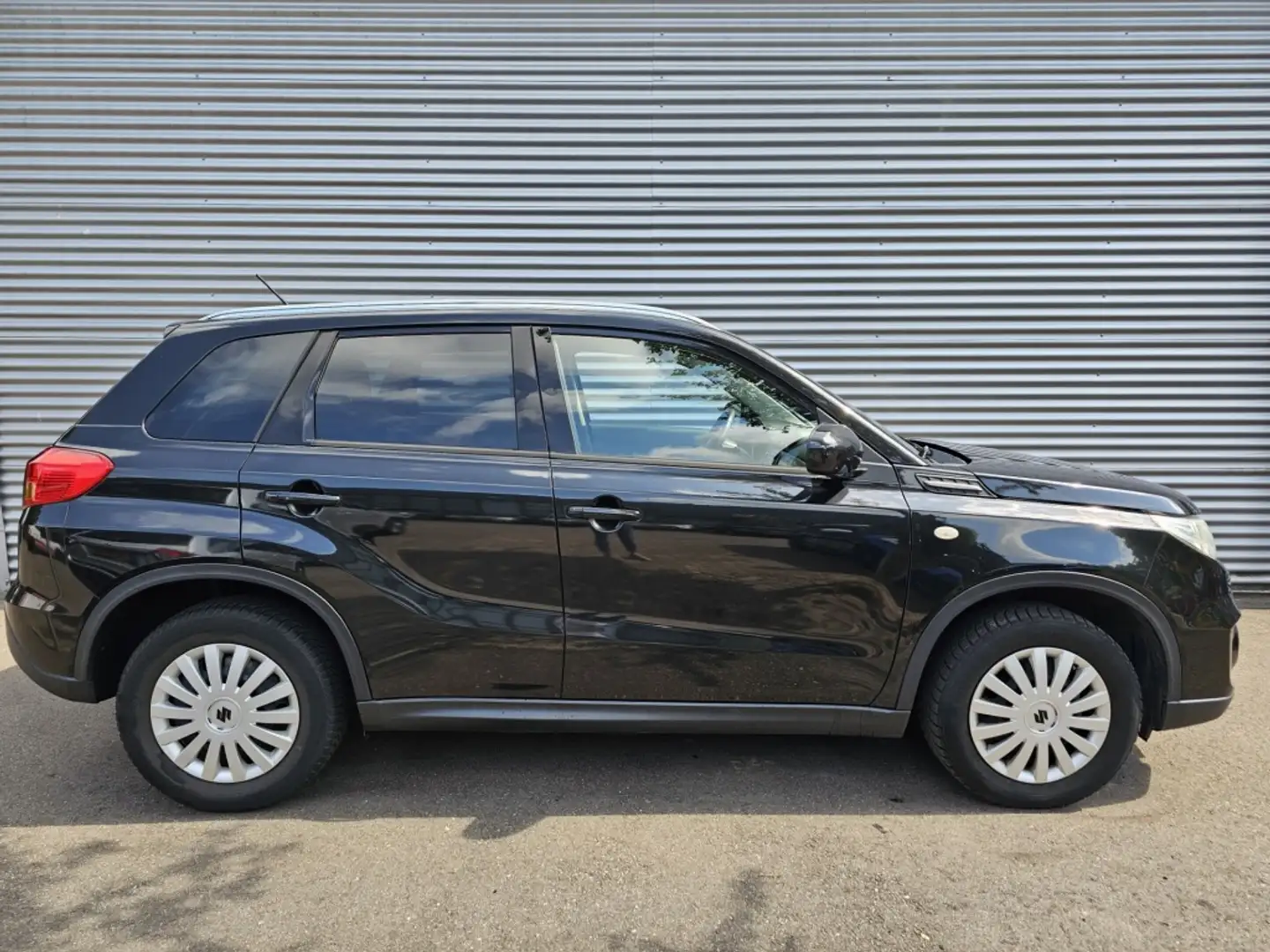 Suzuki Vitara 1.6 Exclusive Negro - 1