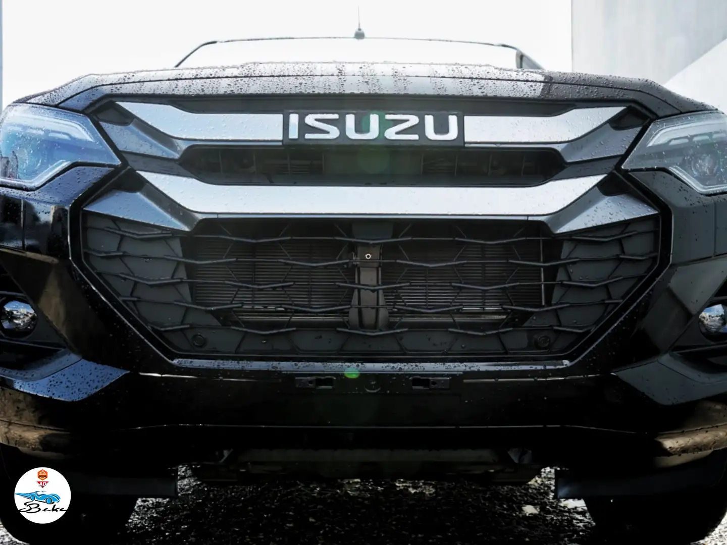 Isuzu D-Max N60 SPACE CAB 1.9 164 CH 4X4 AT F+ Noir - 1