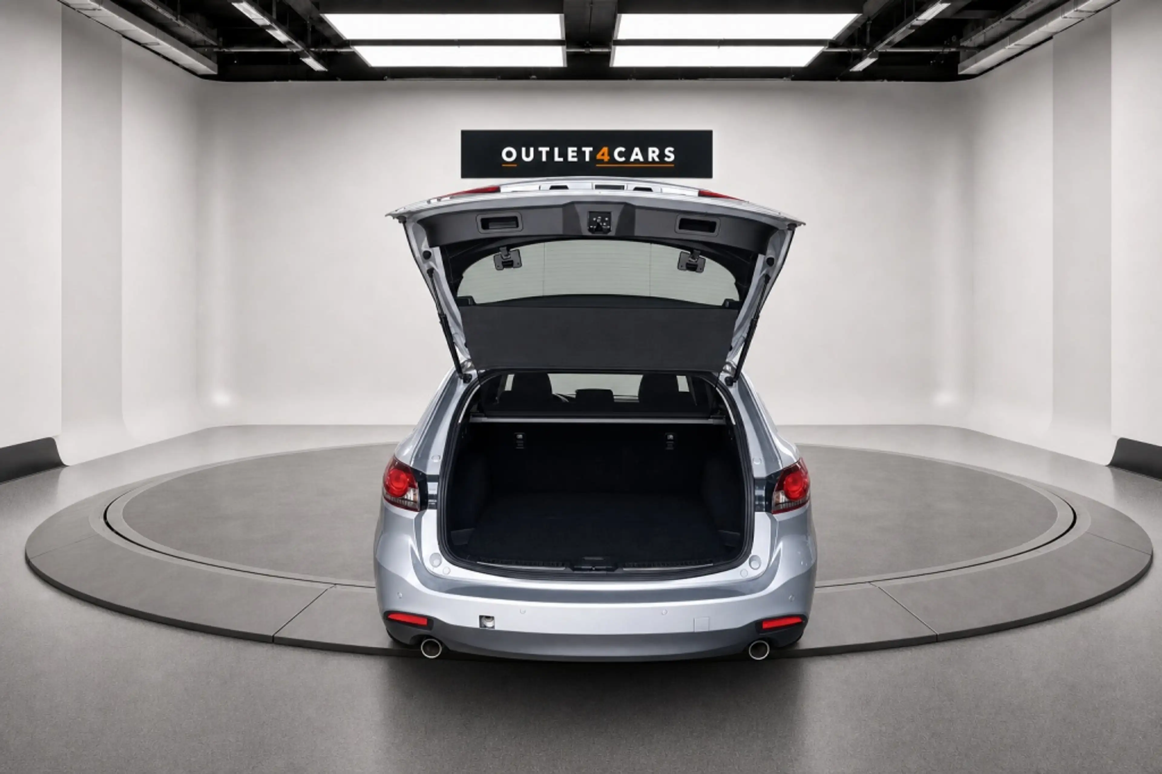 Mazda 6 Sportbreak 2.0 Sky Active — photo 13