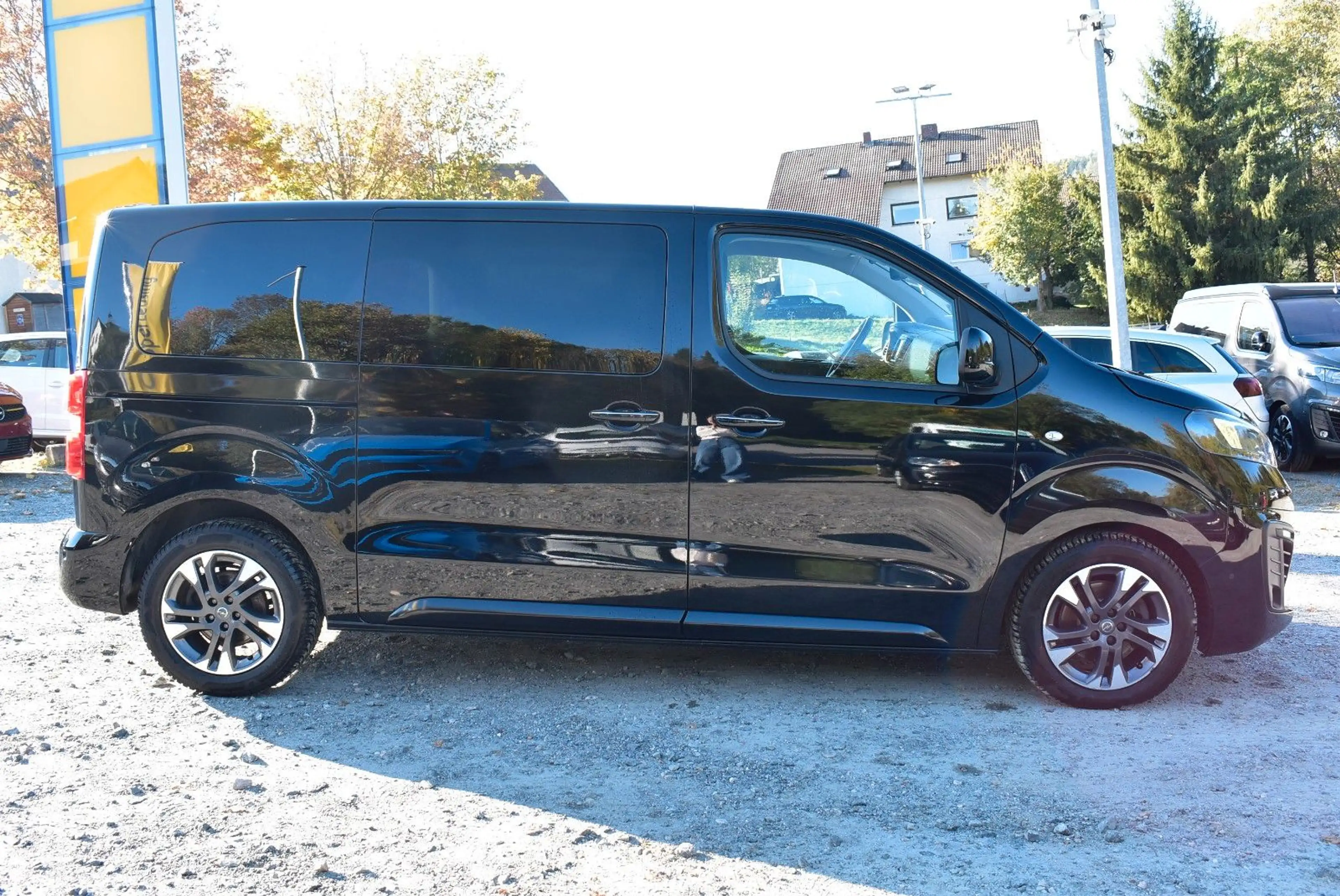 Opel Zafira Life Elegance M — photo 7