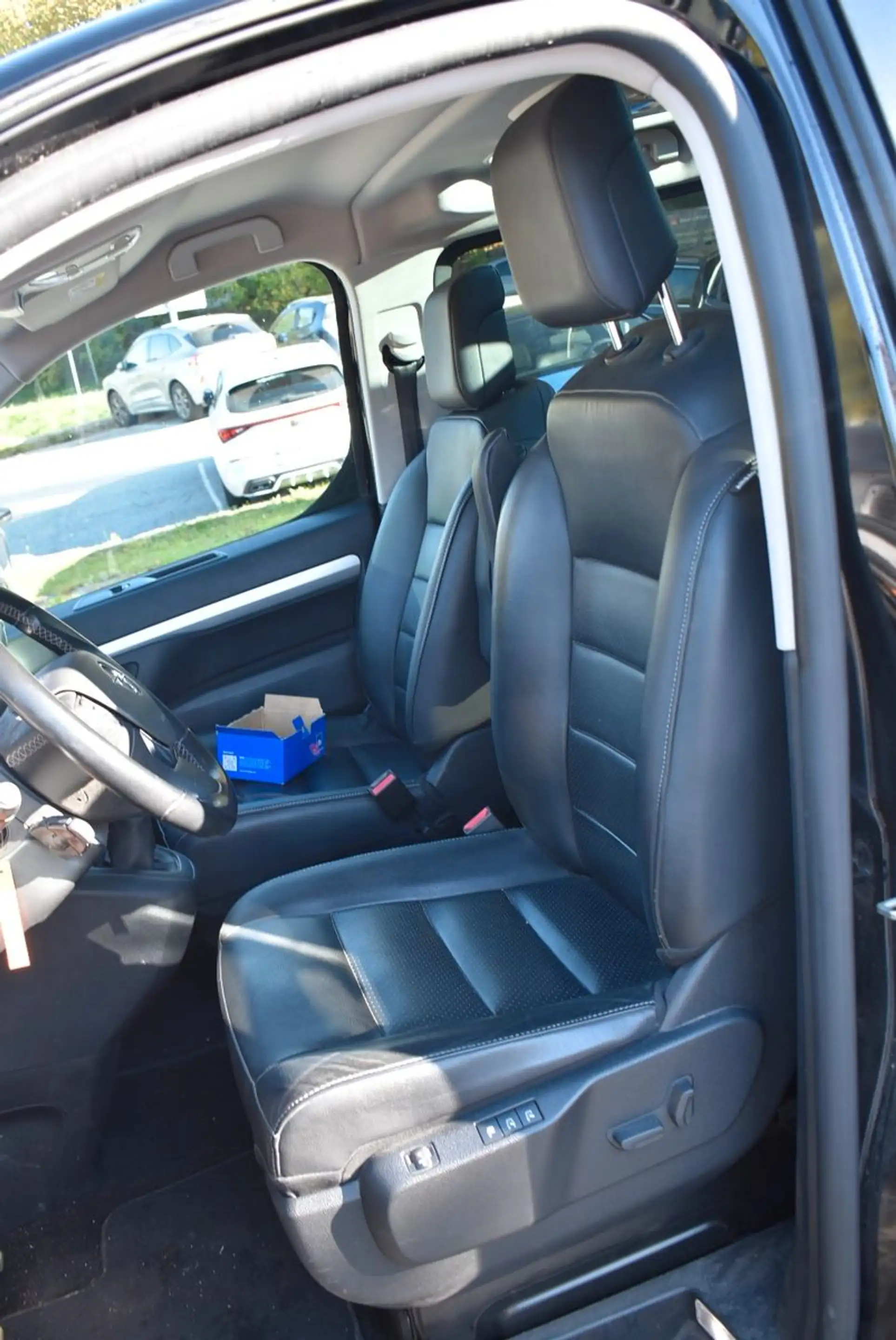 Opel Zafira Life Elegance M — photo 14