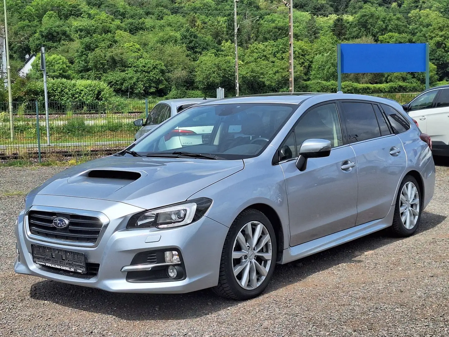 Subaru Levorg 4x4 Silber - 1