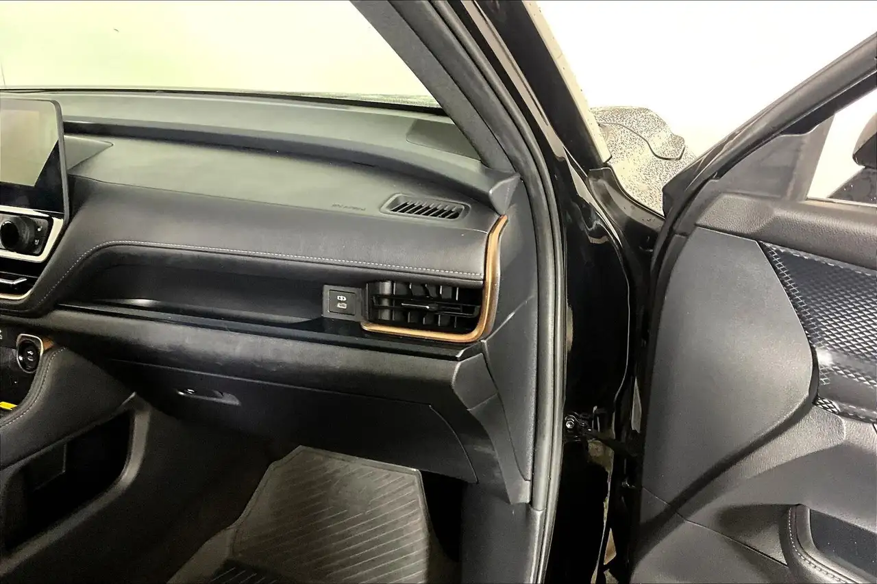 Toyota Grand Highlander снимка Toyota Grand Highlander