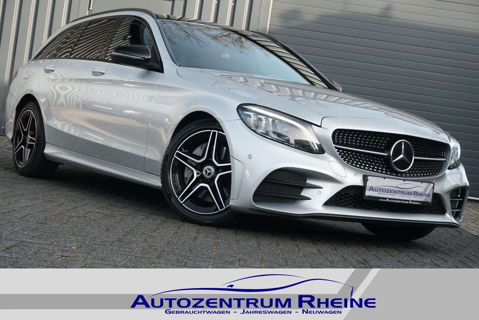 Second hand Mercedes Benz C-Class 300