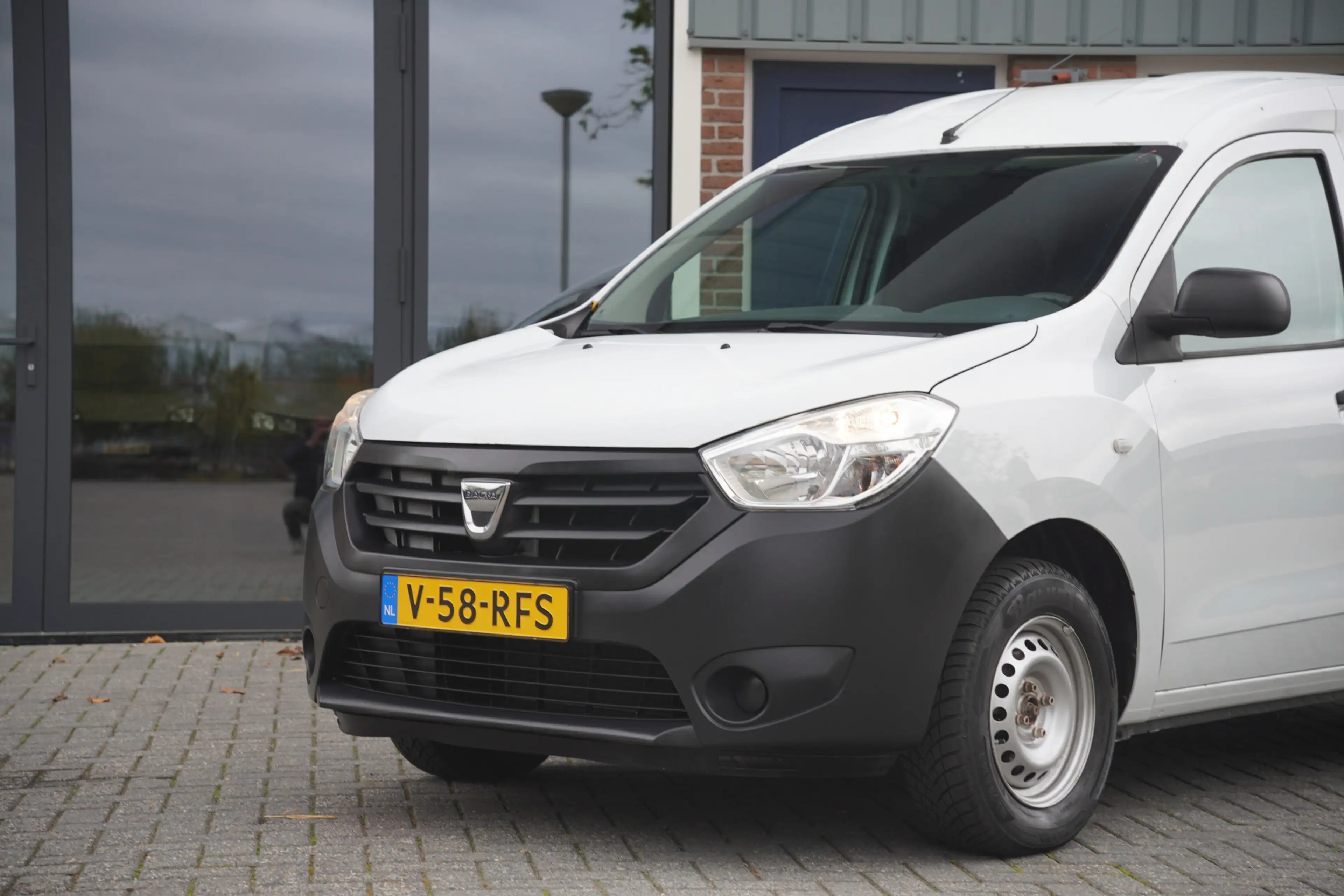 Dacia Dokker 1.6 MPI, BENZINE, TREKHAAK, BTW-VRIJ / MARGE — photo 14