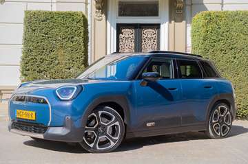 Mini SE Favoured XL 54.2 kWh PANO | LEDER | 360 CA