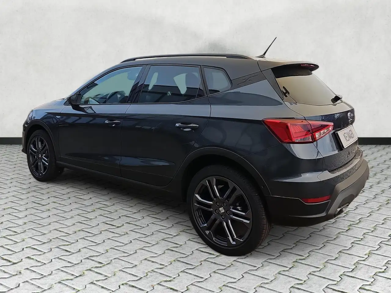 SEAT Arona 1.5 TSI DSG FR AHK / Tech-Paket / Keyless 20