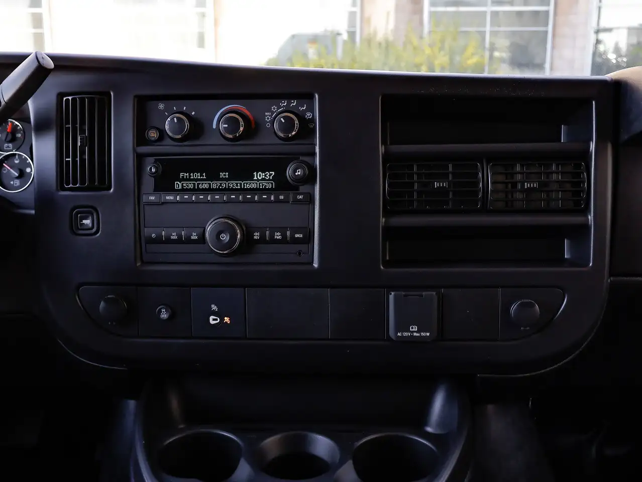 Chevrolet Express 3500 снимка Chevrolet Express 3500