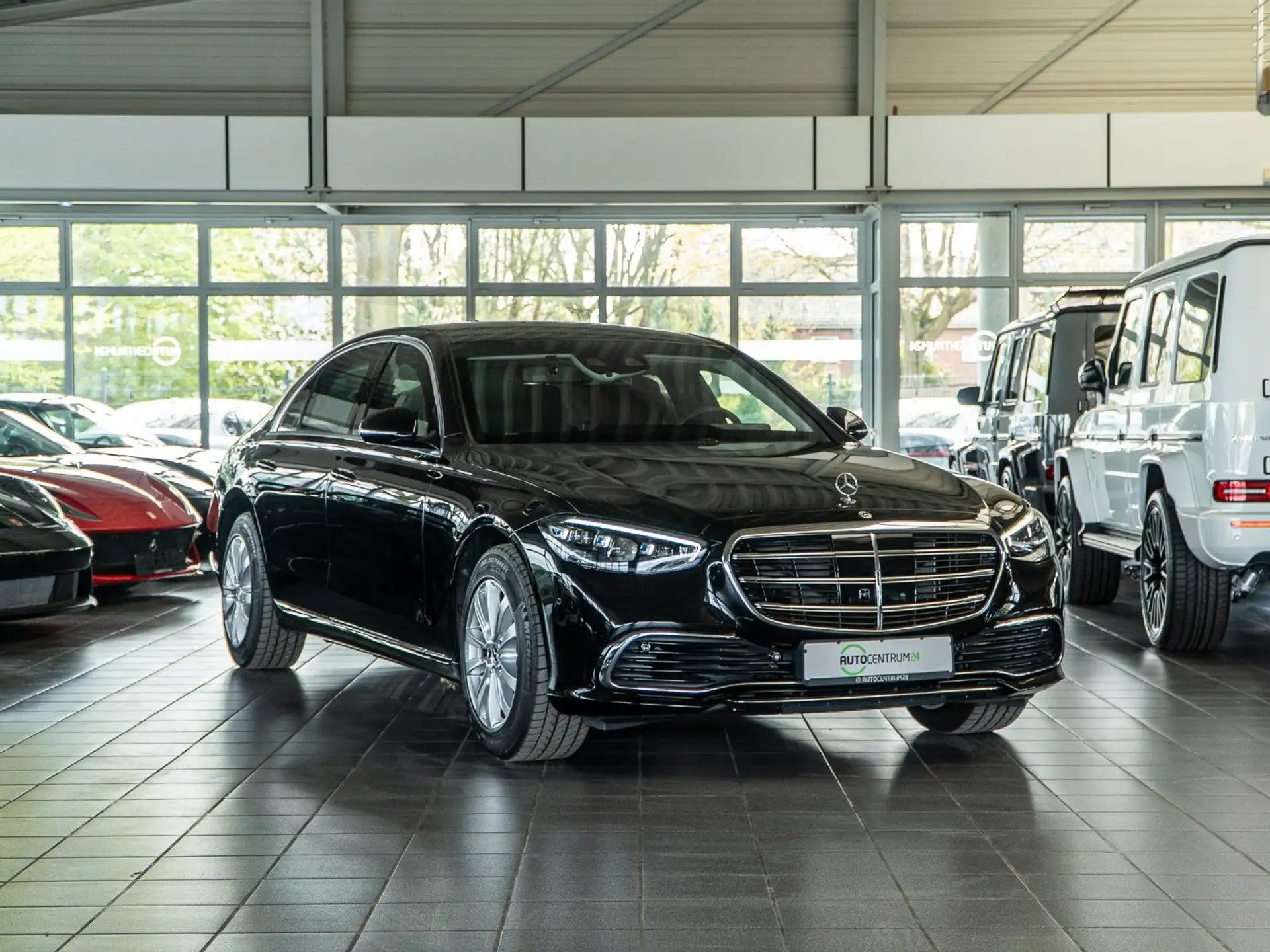 벤츠 Mercedes-Benz S-Class S 680 2024 검정 사진 1
