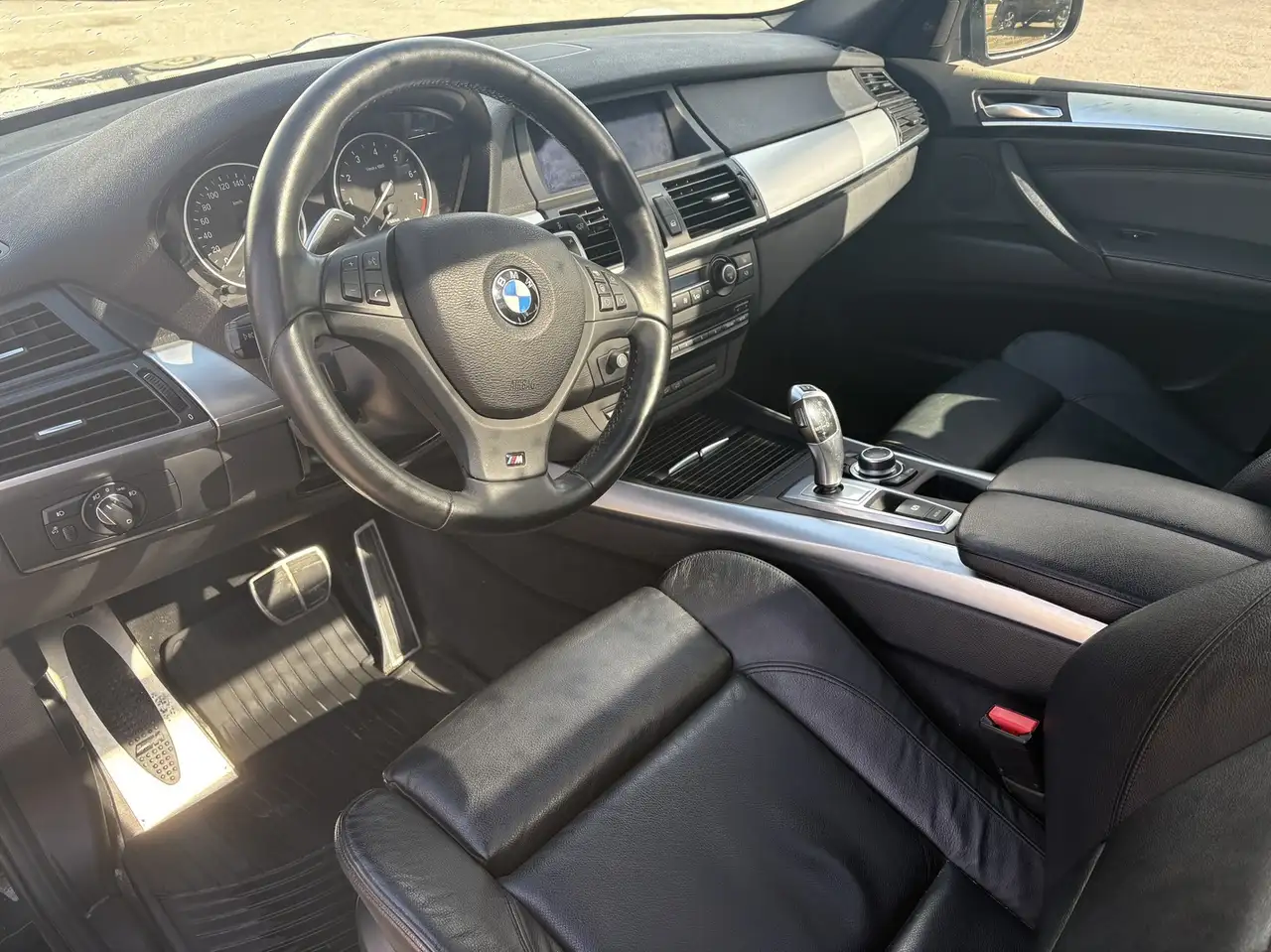 BMW X5 photo BMW X5