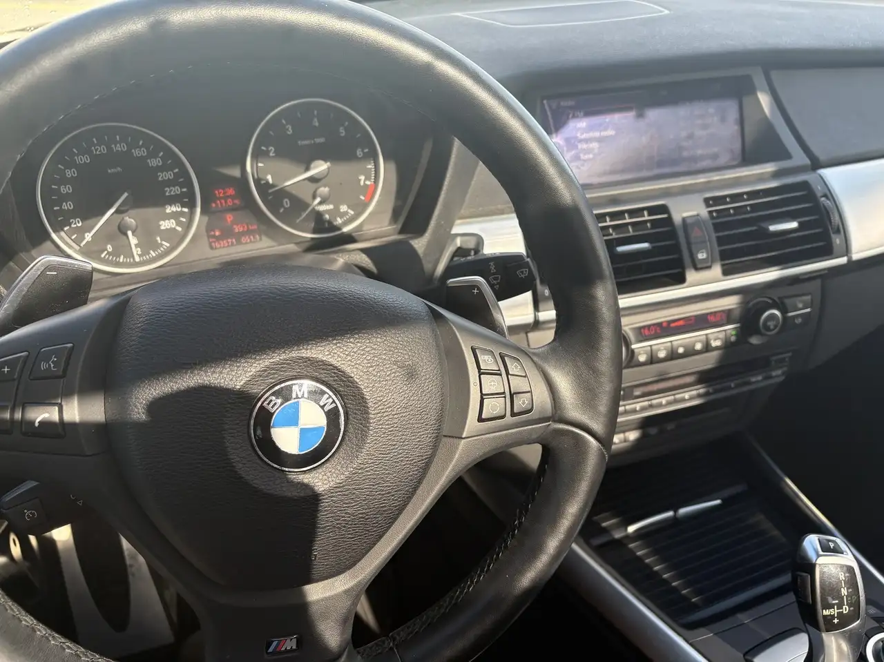 BMW X5 photo BMW X5