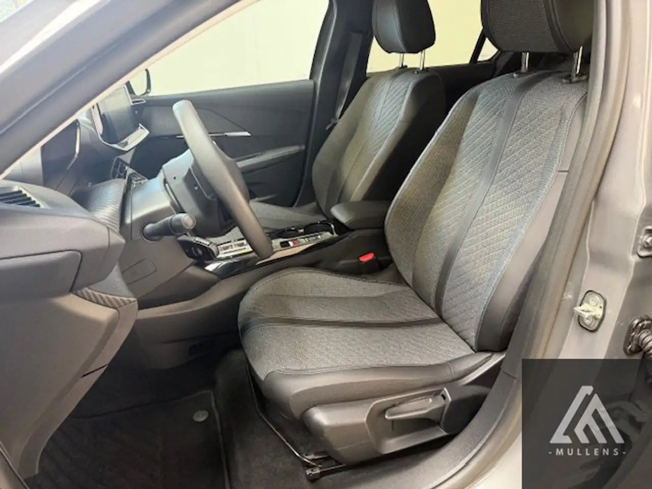 Peugeot 208 Elektrisch Style 9