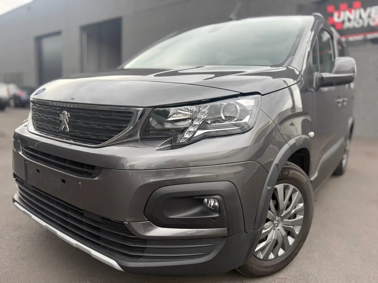 Peugeot Rifter 1.5 BlueHDi 100CH Allure -132 979 kms - 1er Main Silber - 1