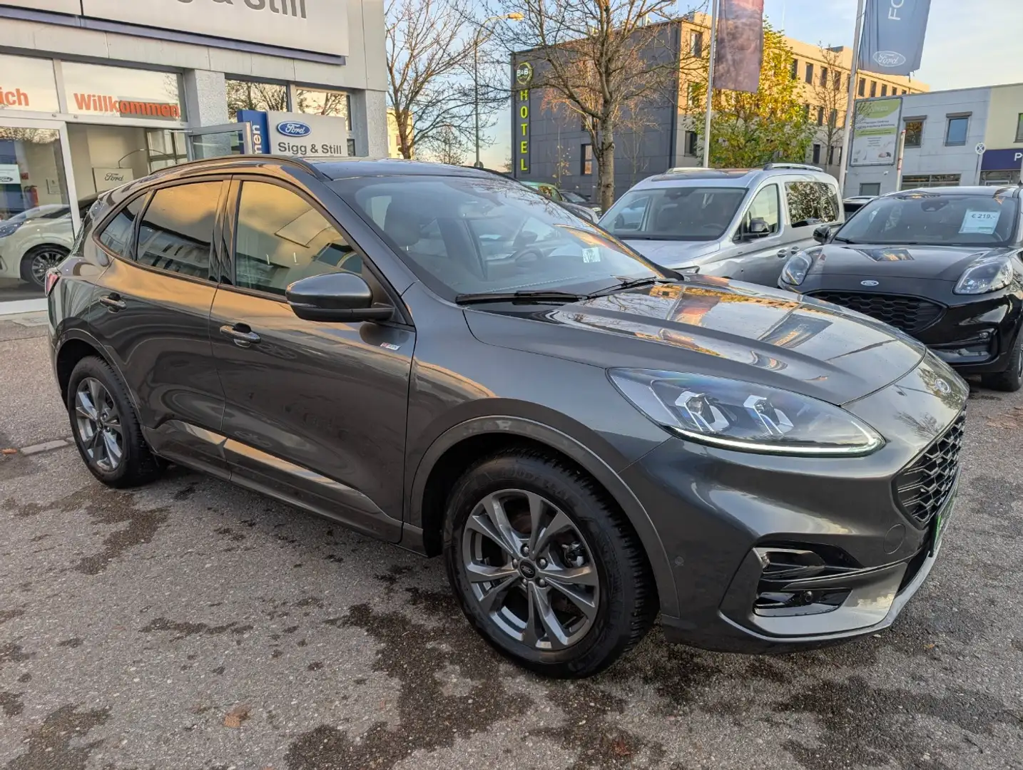Ford Kuga 1.5 ST-Line X AHK*PANO*B&O*LED*HUD*NAV*CAM*SHZ Grau - 2
