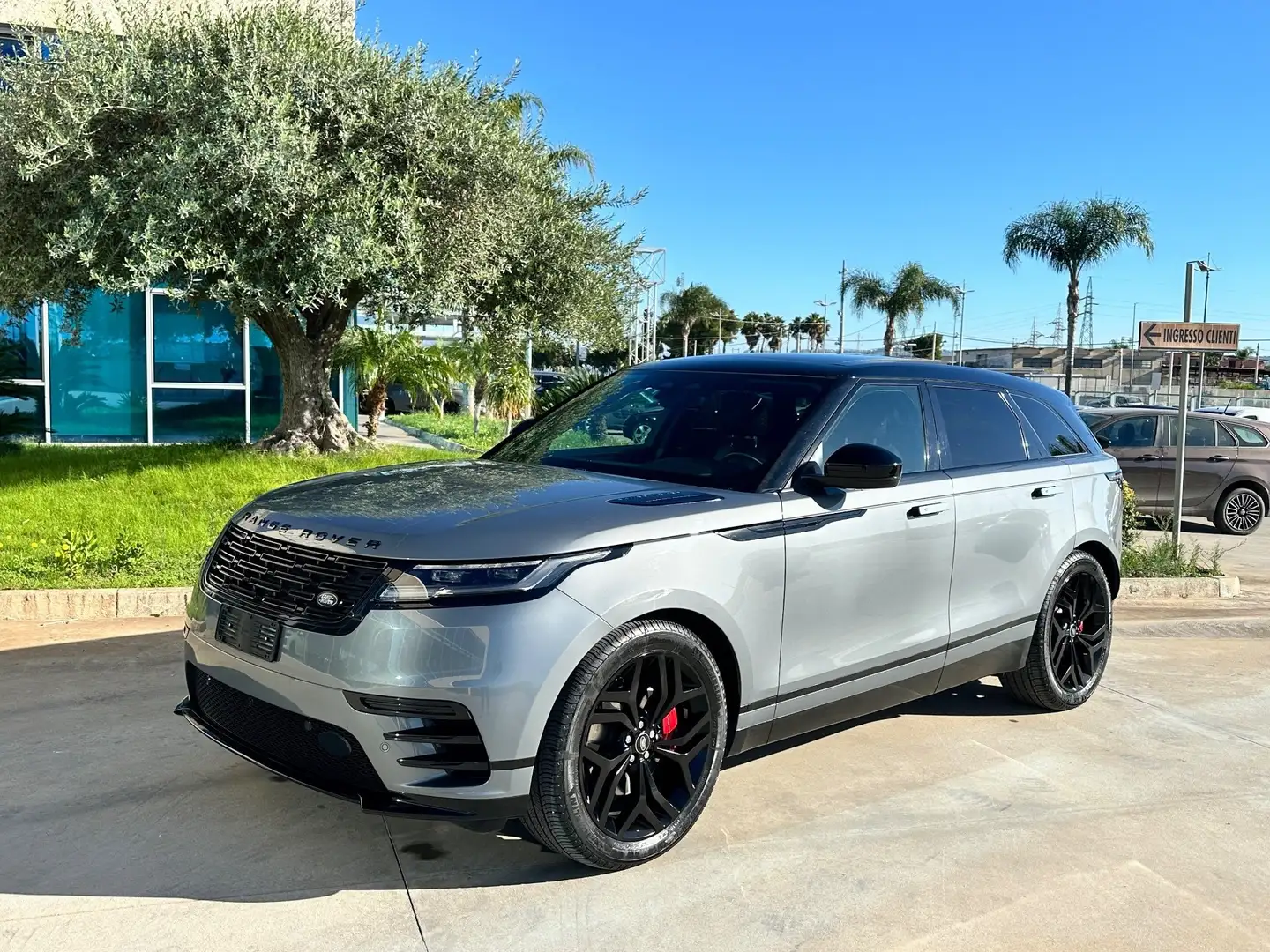 Land Rover Range Rover Velar d R-Dynamic SE possibilità noleggio no scoring Grigio - 1