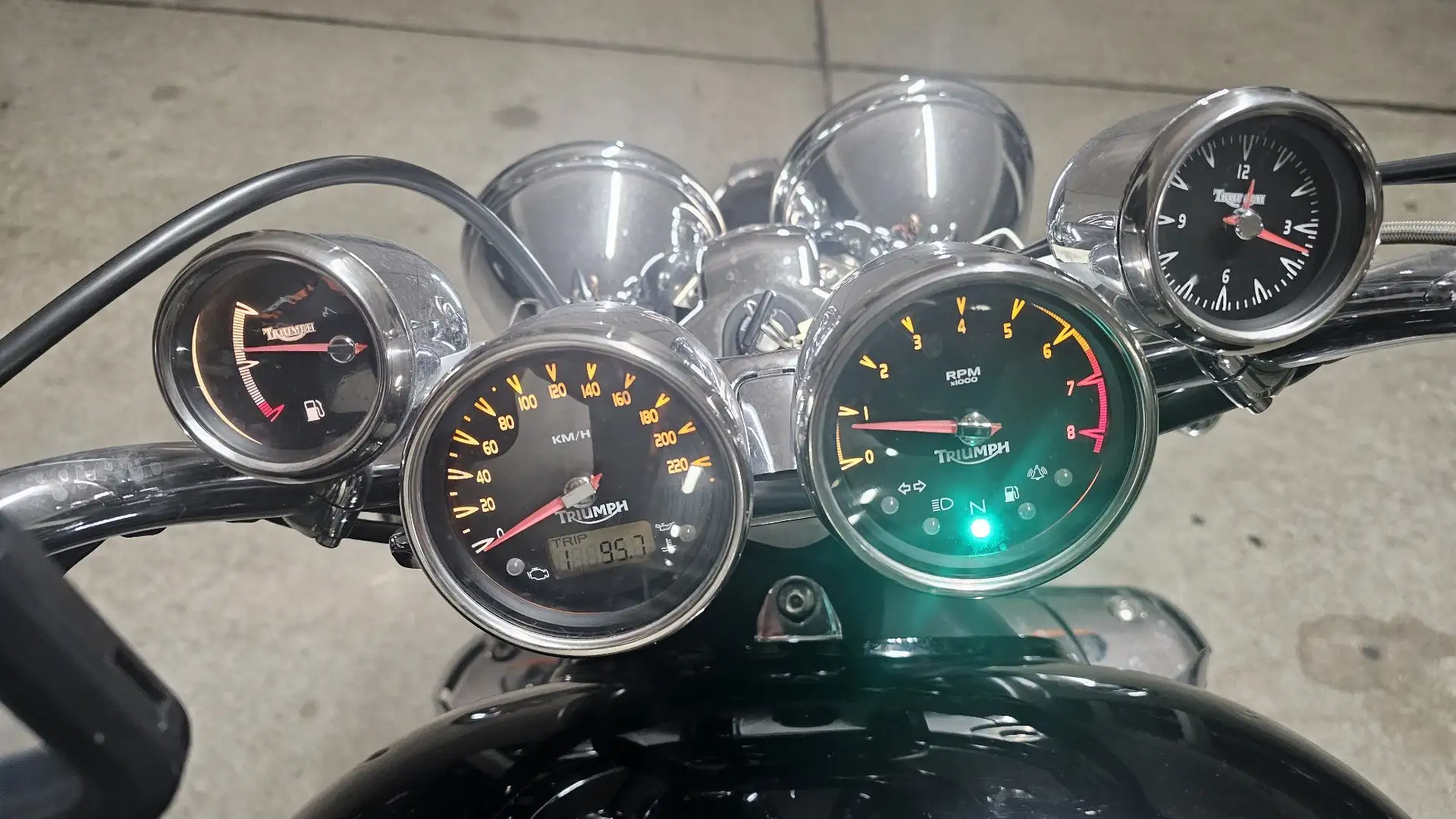 Triumph Rocket III Classic Zwart - 1