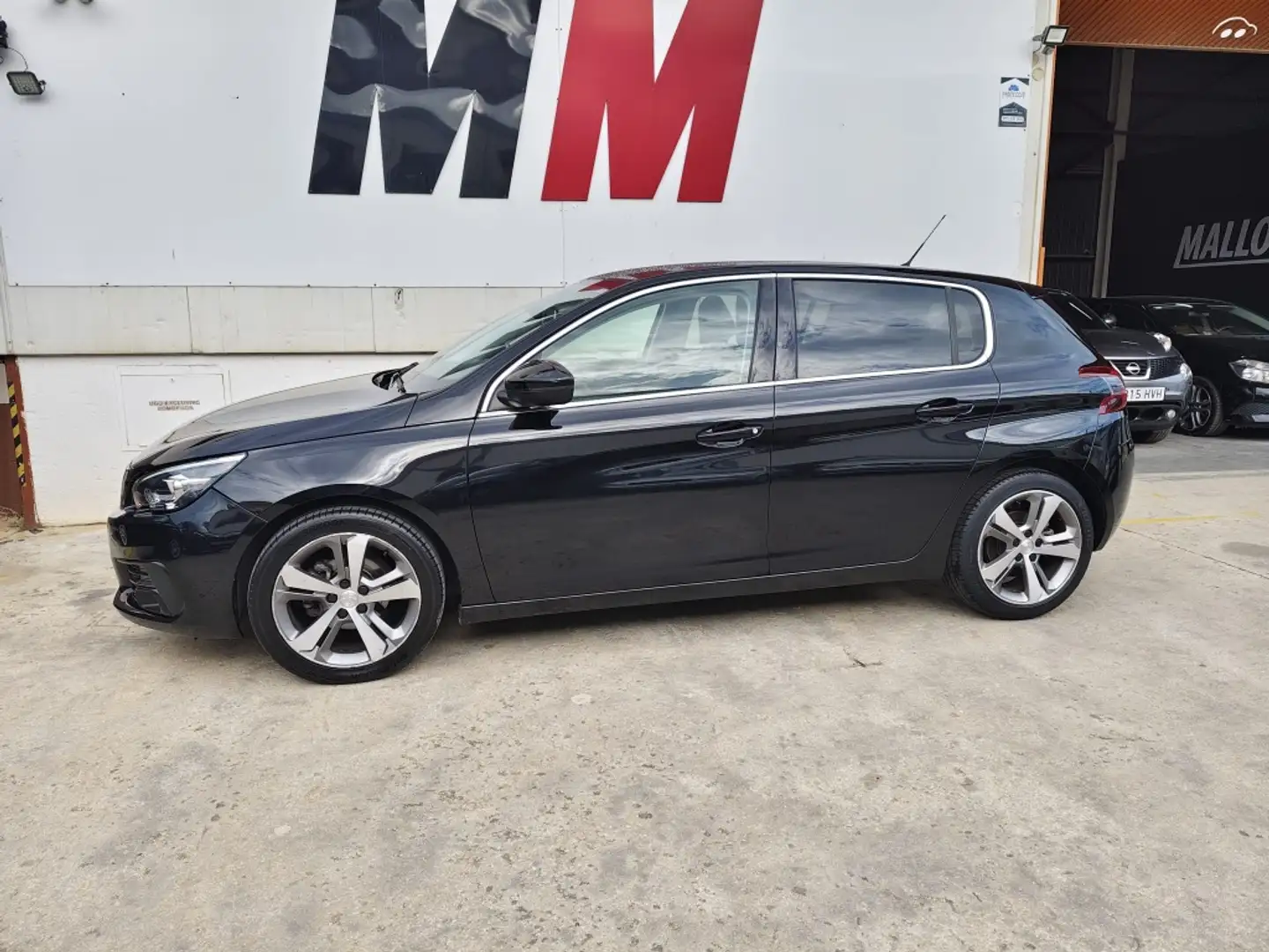 Peugeot 308 1.2 PureTech S&S Active 110 Negro - 2