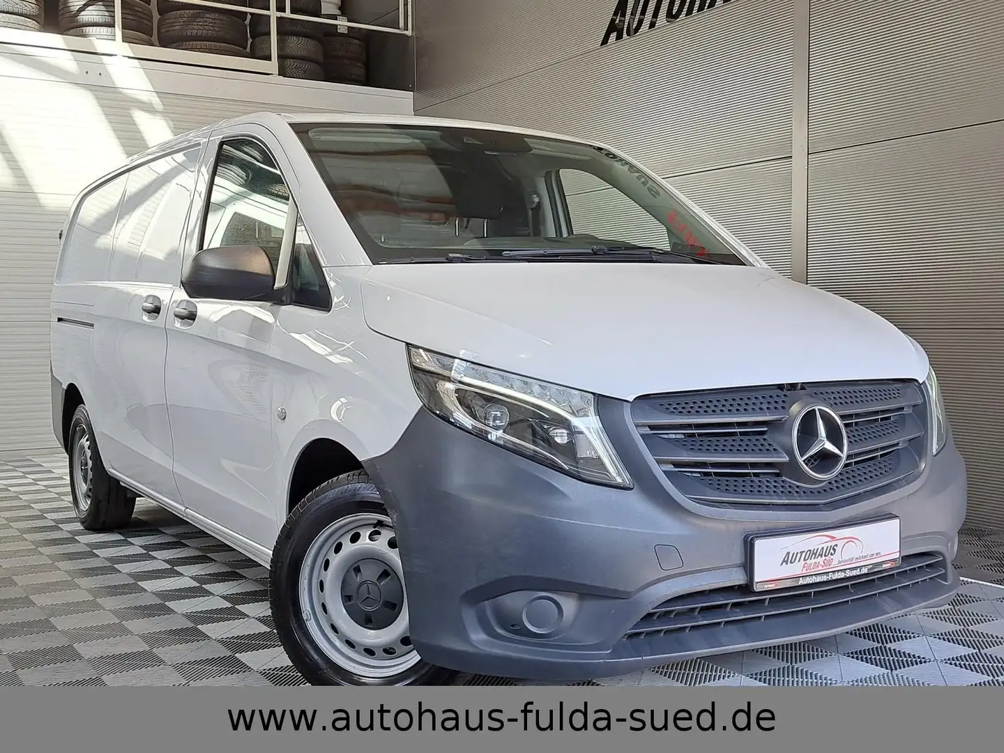 Mercedes-Benz Vito 114 CDI lang Kühlkasten°Shzg°AHK°ILS°FSE°LE Weiß - 1