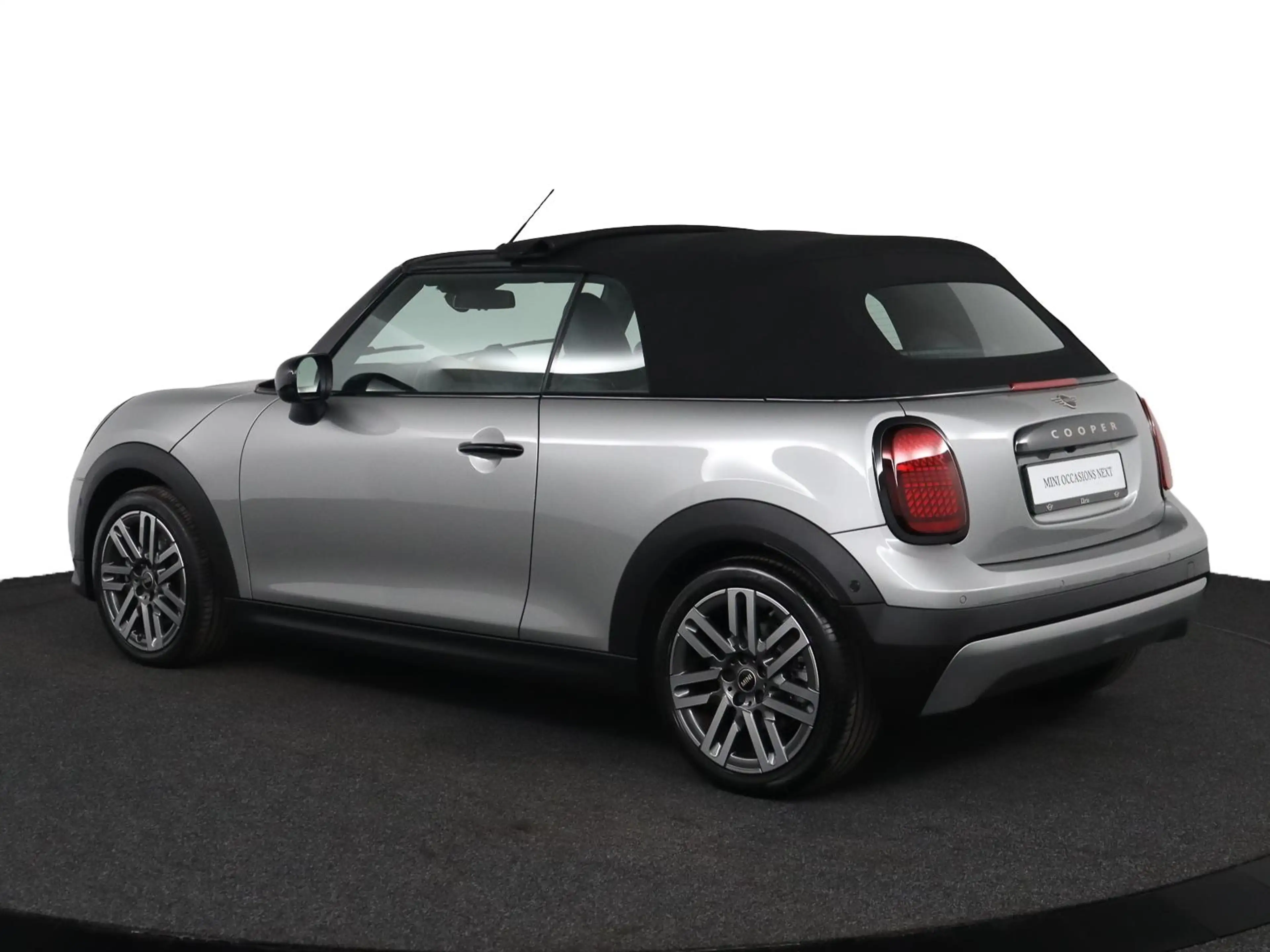 MINI Cooper C Cabrio Mini 2.0 Classic M | 17 inch Parallel Spoke 2-tone — photo 6