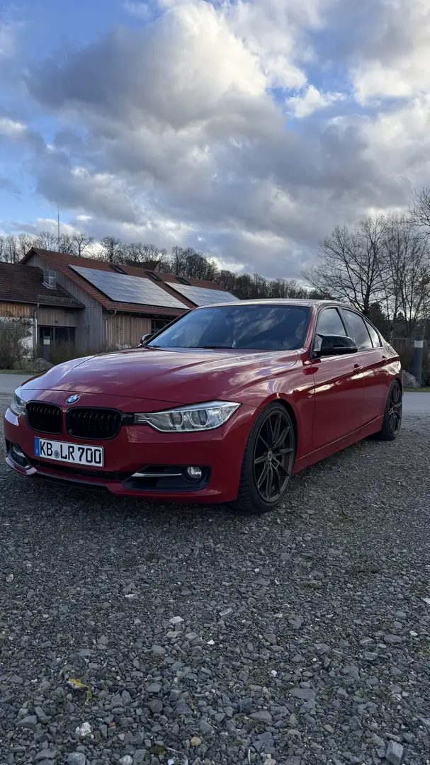 BMW 328 328 i Sport line 8 Gang Voll Rojo - 1